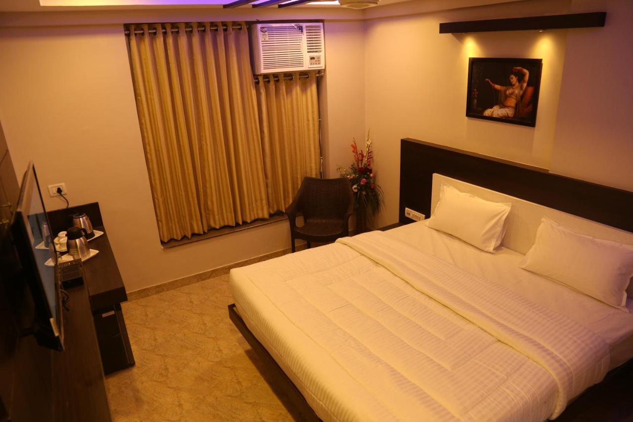 Hotel Marwar Excellency Mahāmandir Eksteriør bilde