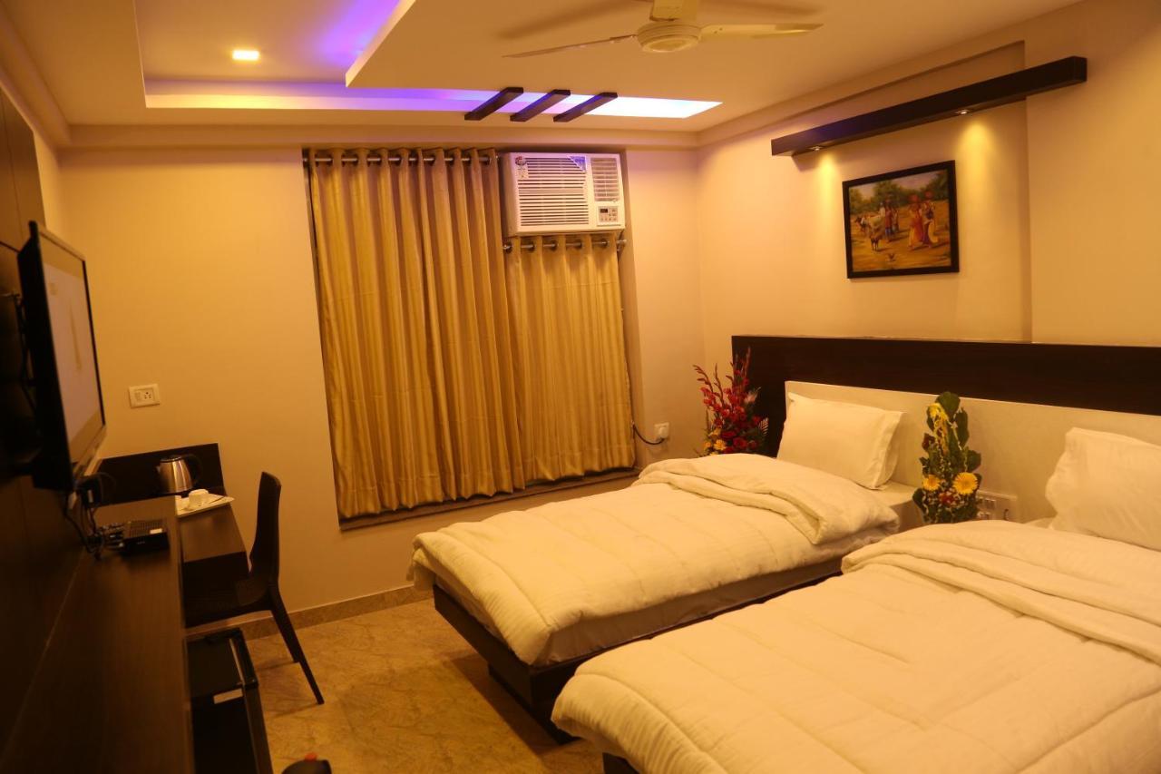 Hotel Marwar Excellency Mahāmandir Eksteriør bilde